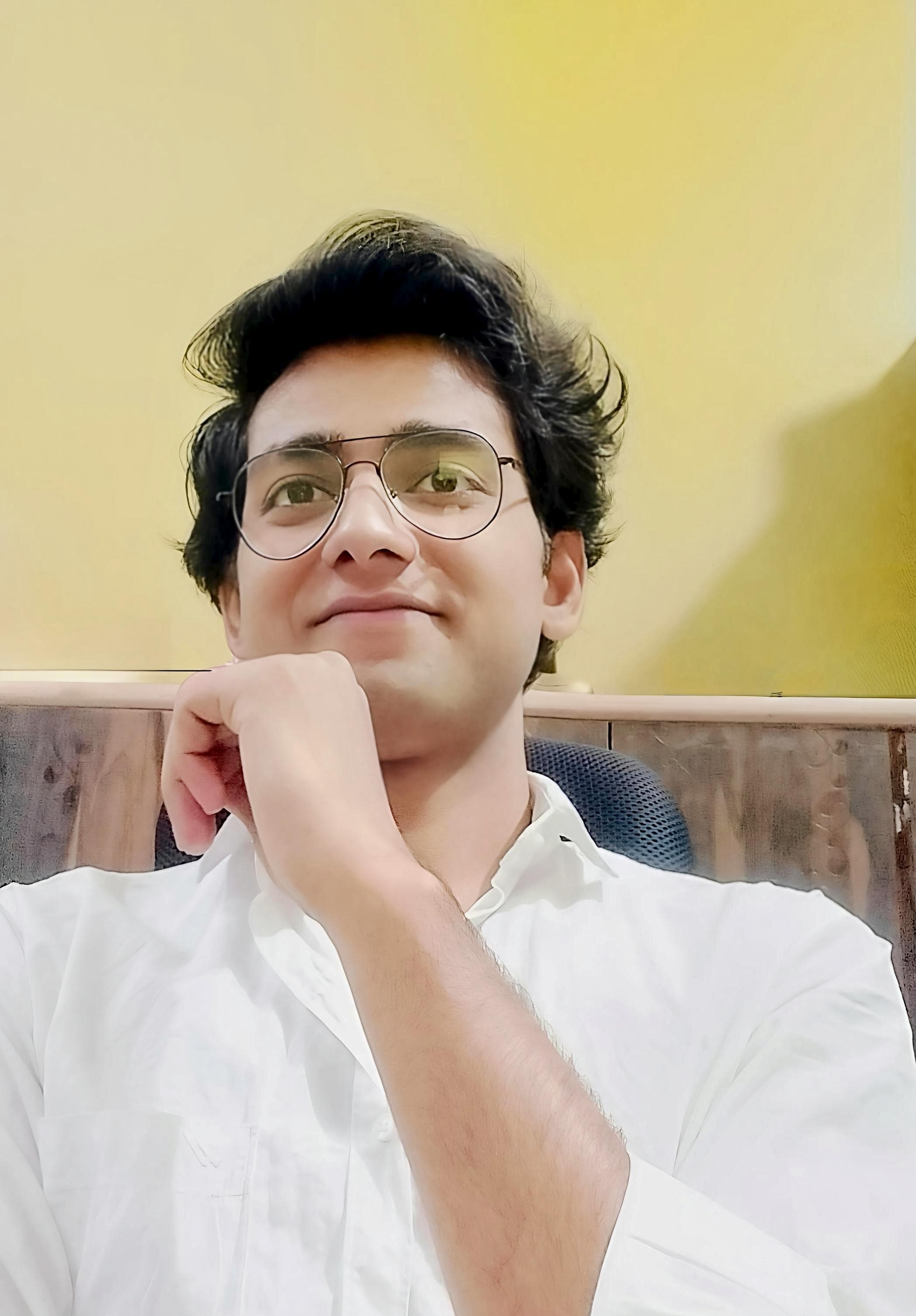Paras Dev